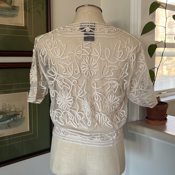 Embroidered top - Picture 4 of 4